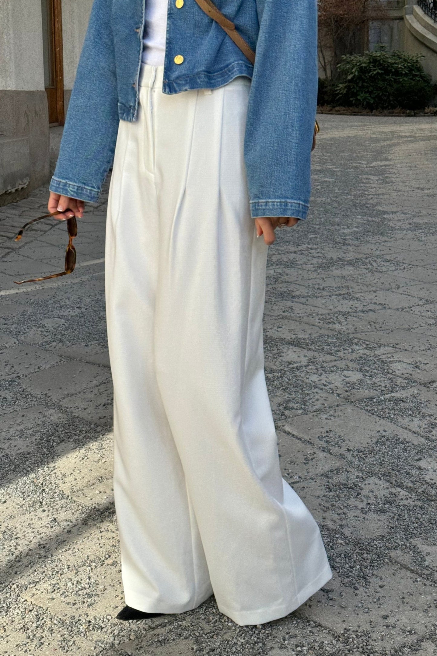 Wide Front Pleat Suit Pants - White